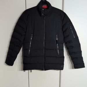 AETHER Black Puffer Jacket with Stand-Up Collar and Quilted Design